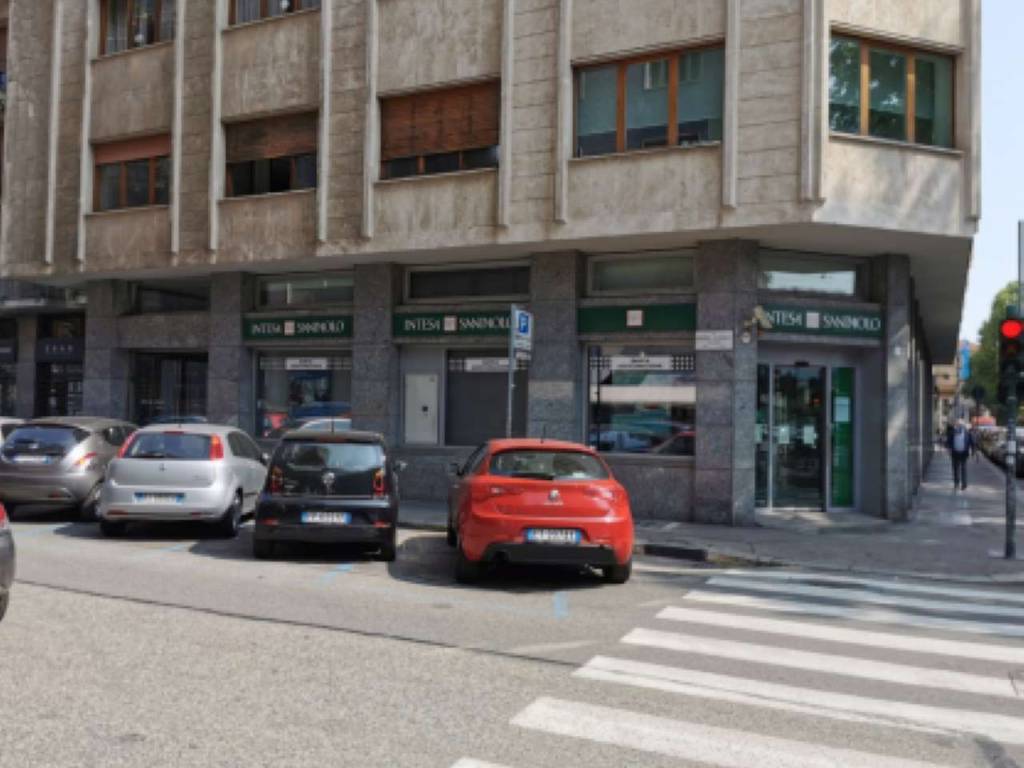 locale di sgombero in vendita a Torino in zona Crocetta