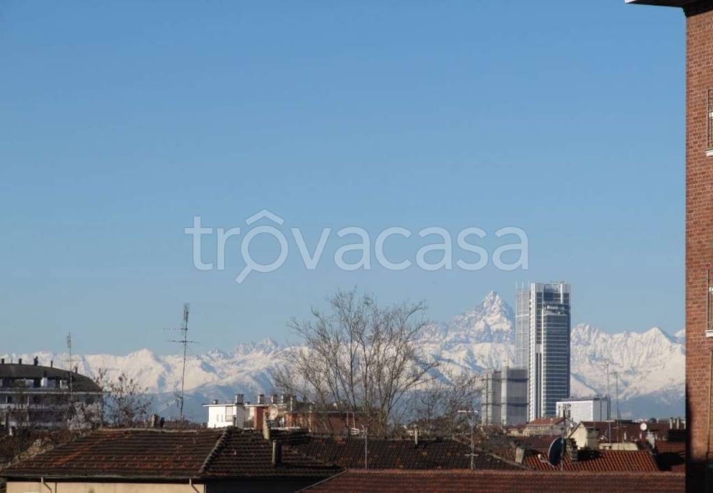 appartamento in vendita a Torino in zona Barriera di Milano