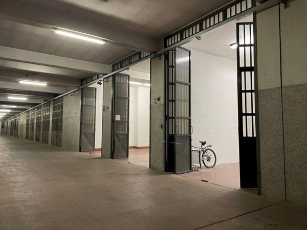 locale di sgombero in vendita a Torino