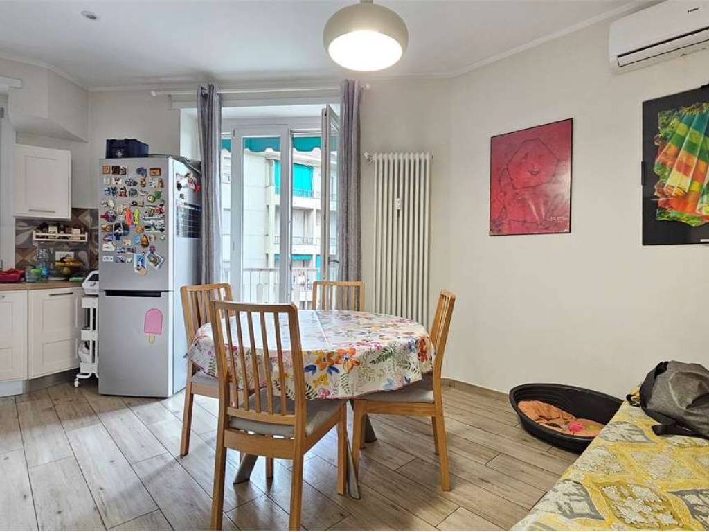 appartamento in vendita a Torino in zona Santa Rita