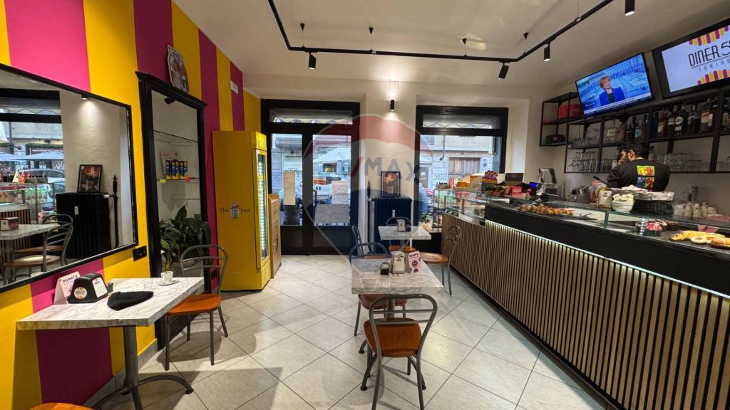 negozio in vendita a Torino in zona San Donato