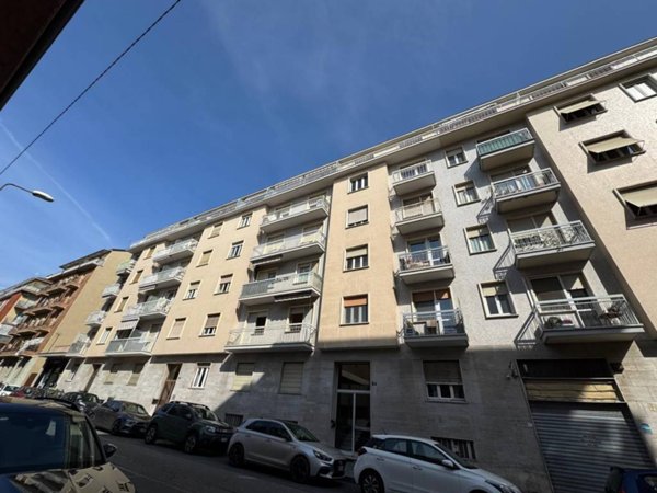 appartamento in vendita a Torino in zona Parella