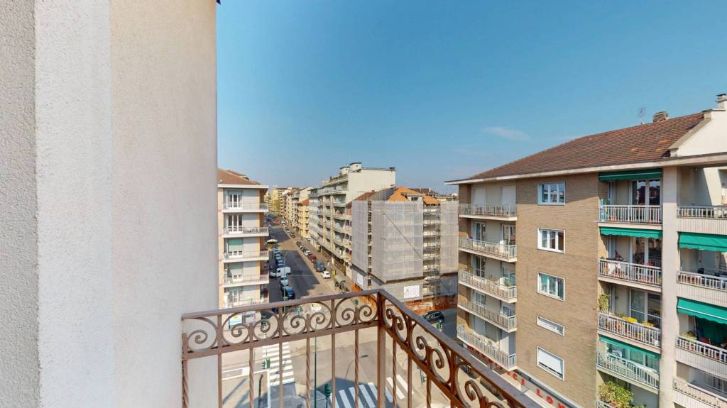 appartamento in vendita a Torino in zona Santa Rita