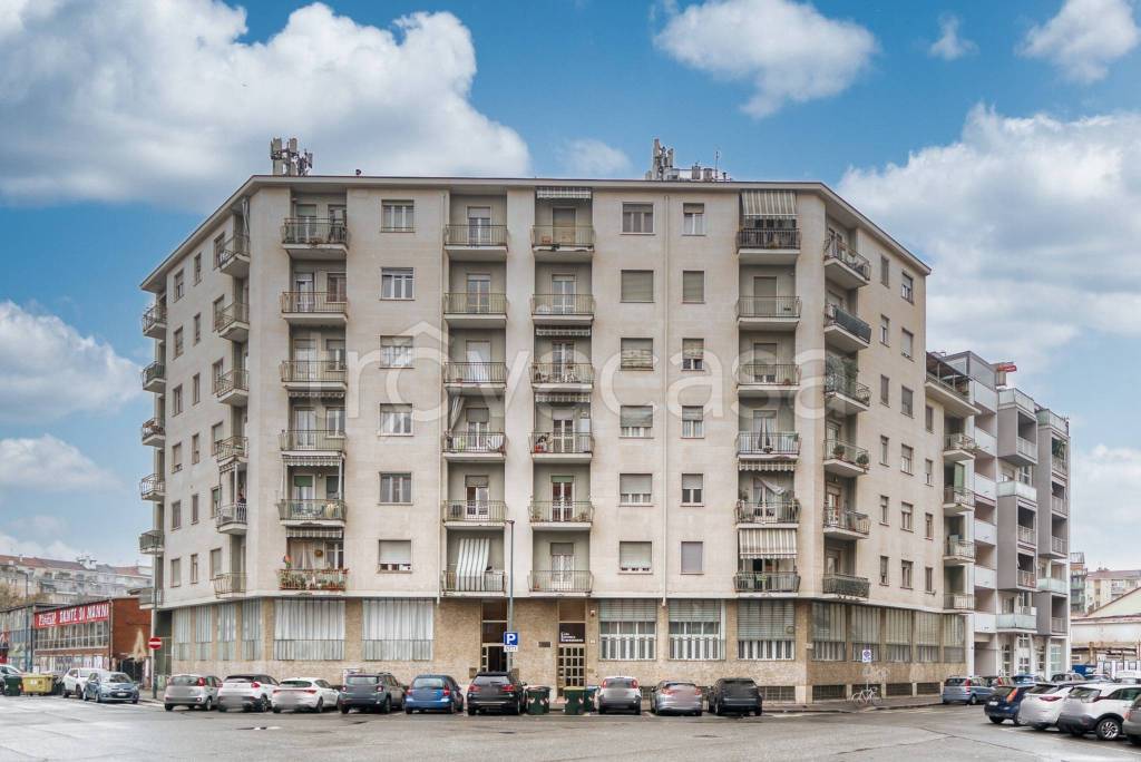 appartamento in vendita a Torino in zona Borgo San Paolo