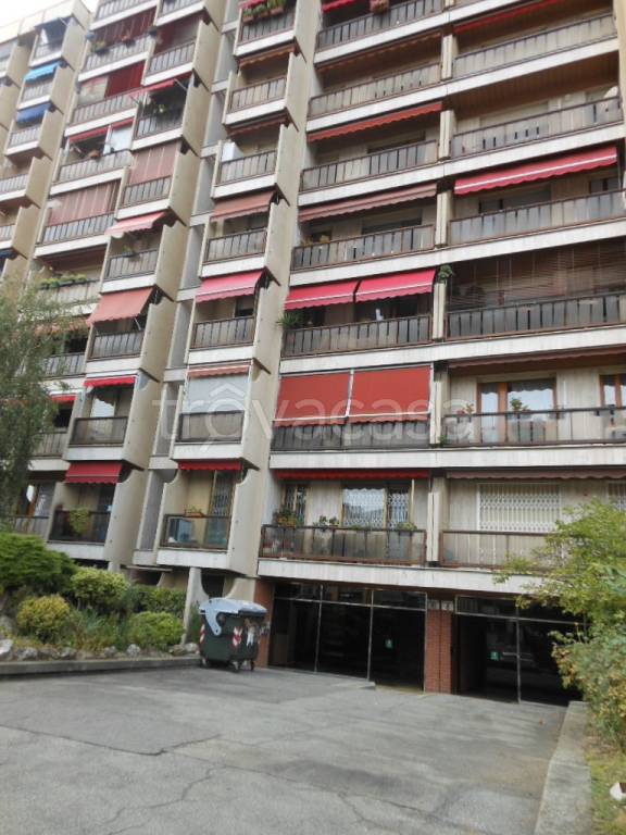 appartamento in vendita a Torino in zona Mirafiori Nord