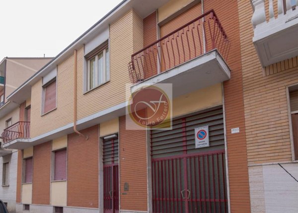 casa indipendente in vendita a Torino in zona Parella