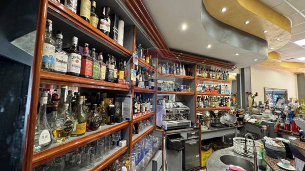 negozio in vendita a Torino in zona San Donato