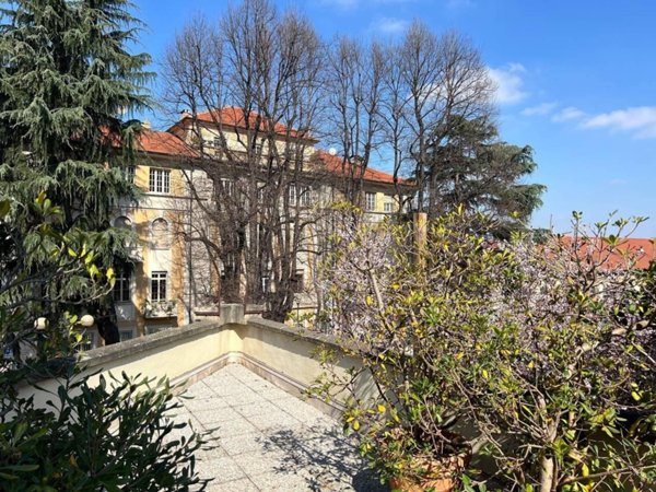 appartamento in vendita a Torino in zona Borgo Po