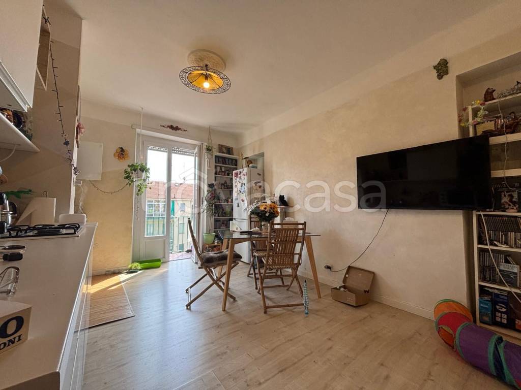 appartamento in vendita a Torino in zona Santa Rita