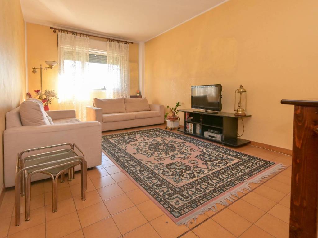 appartamento in vendita a Torino in zona Barca