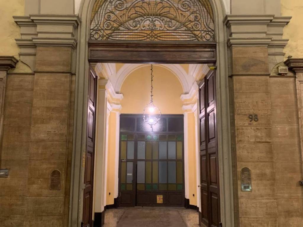locale commerciale in vendita a Torino