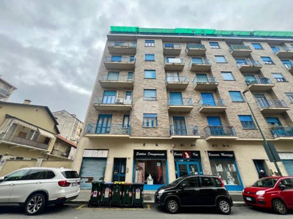 appartamento in vendita a Torino in zona Lucento