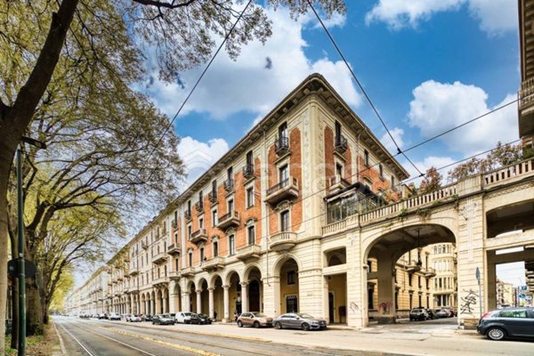 appartamento in vendita a Torino in zona Centro Storico