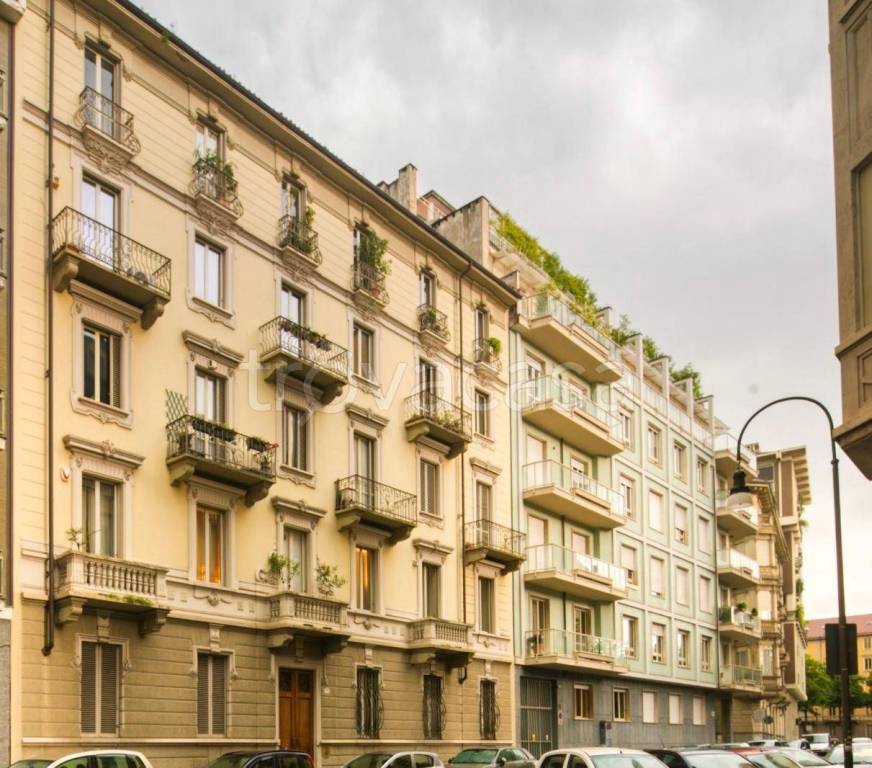 appartamento in vendita a Torino in zona Crocetta