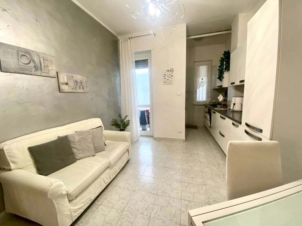 appartamento in vendita a Torino in zona Borgata Vittoria