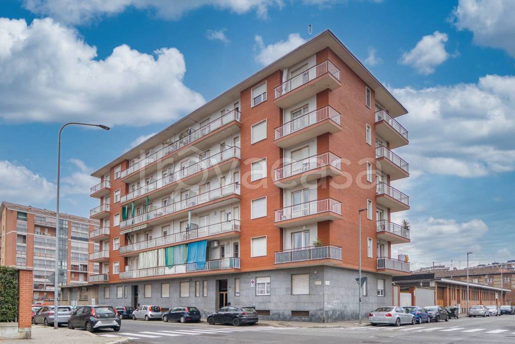 appartamento in vendita a Torino in zona Madonna di Campagna