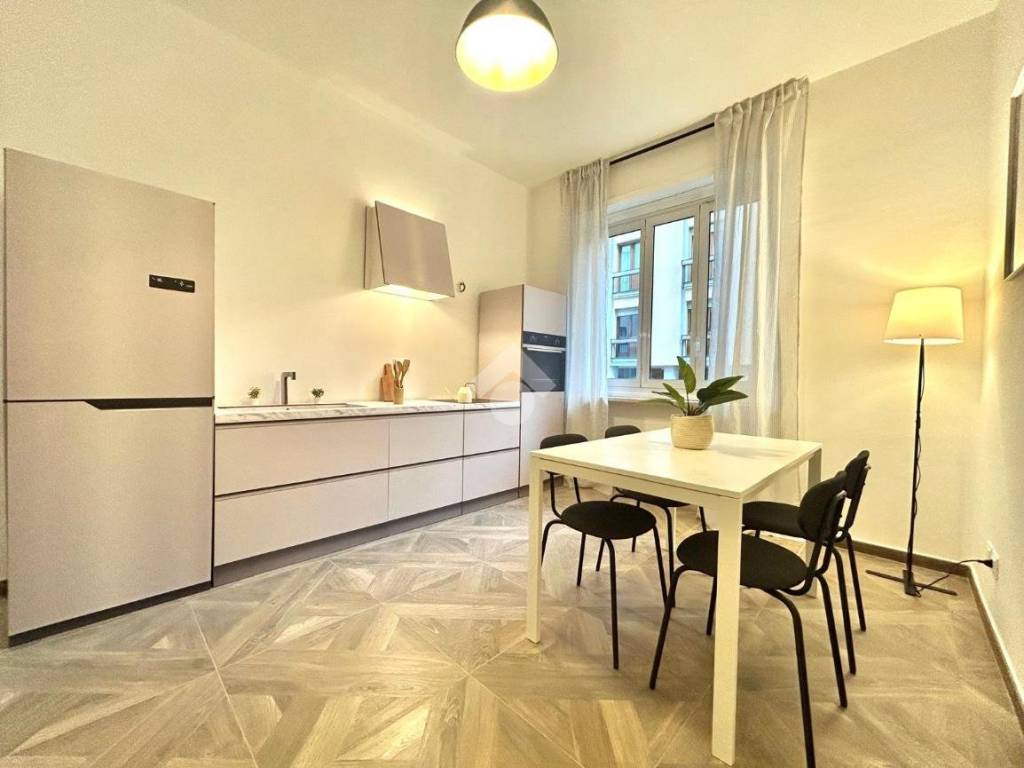 appartamento in vendita a Torino in zona Cit Turin