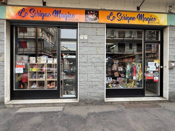 negozio in vendita a Torino in zona Pozzo Strada