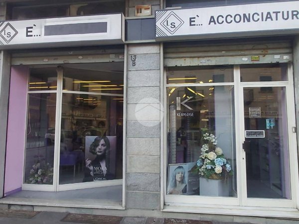 negozio in vendita a Torino in zona Bertolla
