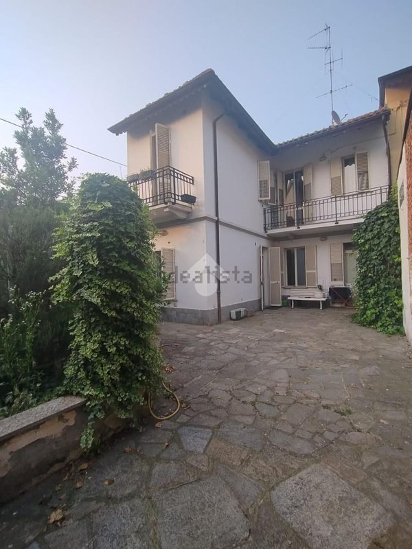 casa indipendente in vendita a Torino in zona Madonna del Pilone