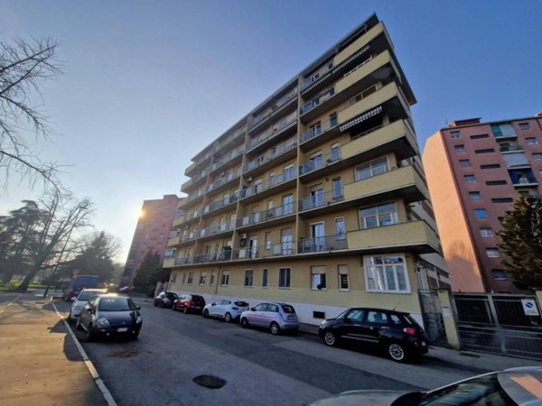 appartamento in vendita a Torino in zona Mirafiori Nord
