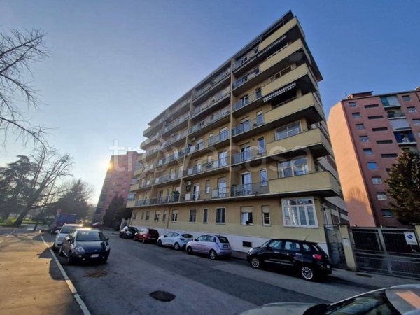 appartamento in vendita a Torino in zona Mirafiori Nord