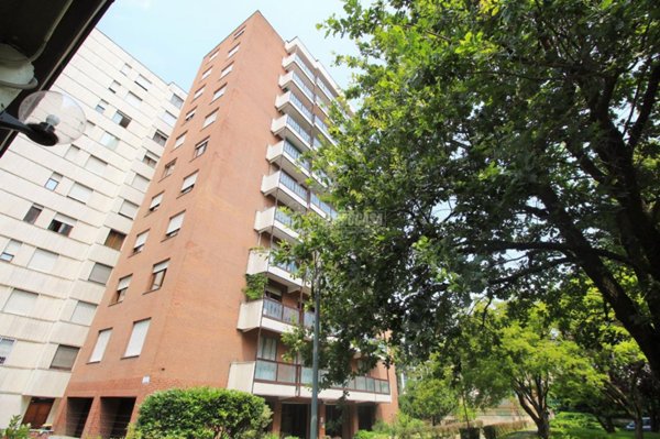 appartamento in vendita a Torino in zona Mirafiori Nord