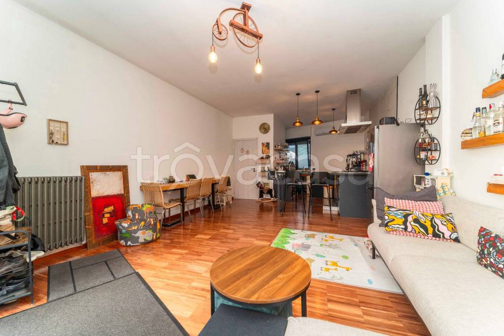 appartamento in vendita a Torino in zona Mirafiori Nord