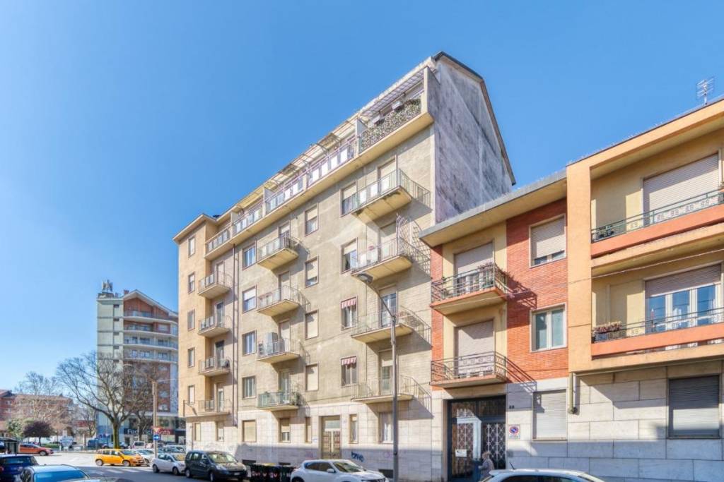 appartamento in vendita a Torino in zona Santa Rita