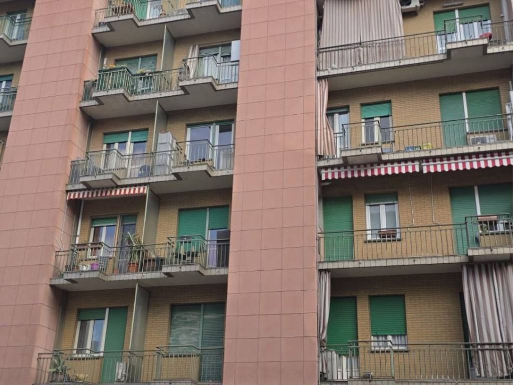appartamento in vendita a Torino in zona Lingotto