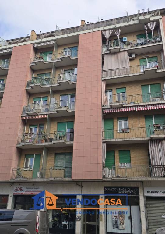 appartamento in vendita a Torino in zona Lingotto