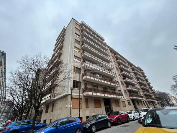 appartamento in vendita a Torino in zona Parella