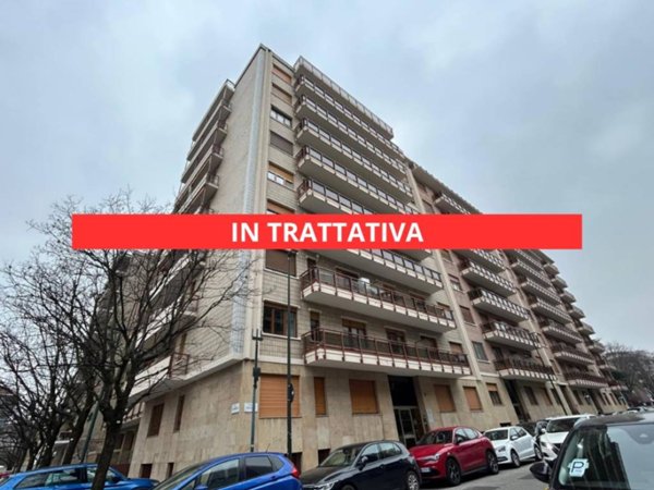 appartamento in vendita a Torino in zona Parella