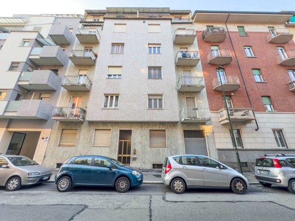 appartamento in vendita a Torino in zona Pozzo Strada