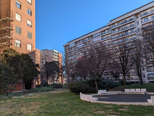 appartamento in vendita a Torino in zona Mirafiori Nord