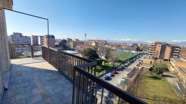 appartamento in vendita a Torino in zona Pozzo Strada