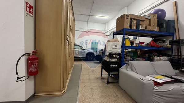 locale di sgombero in vendita a Torino in zona Barriera di Milano