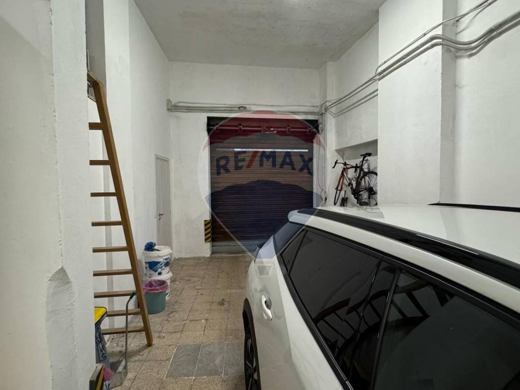 locale di sgombero in vendita a Torino in zona Barriera di Milano