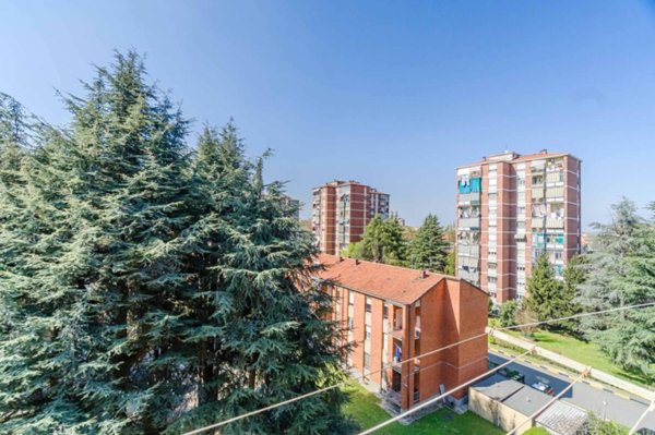 appartamento in vendita a Torino in zona Vallette