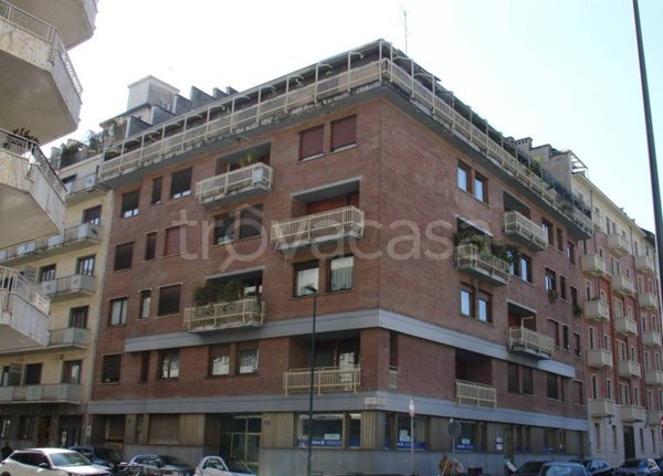 appartamento in vendita a Torino in zona Crocetta