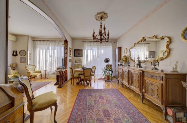 appartamento in vendita a Torino in zona Campidoglio