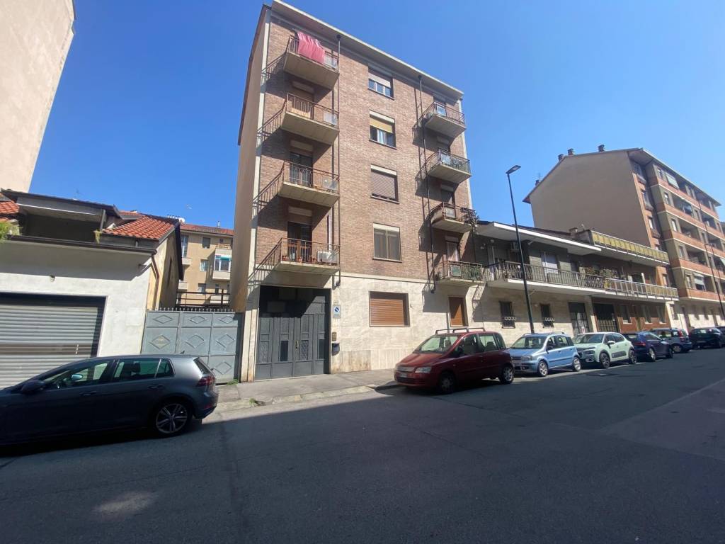appartamento in vendita a Torino in zona Mirafiori Sud