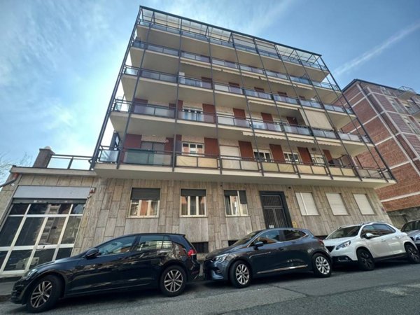 appartamento in vendita a Torino in zona Falchera