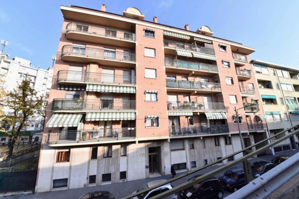 locale di sgombero in vendita a Torino