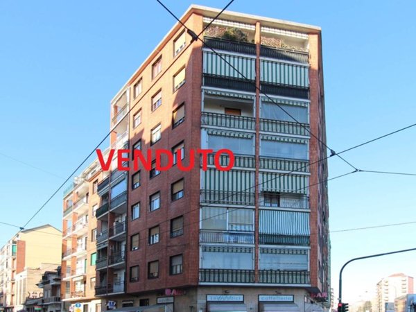 appartamento in vendita a Torino in zona Parella