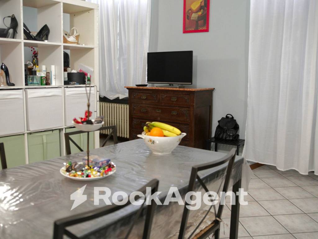 appartamento in vendita a Torino in zona Aurora