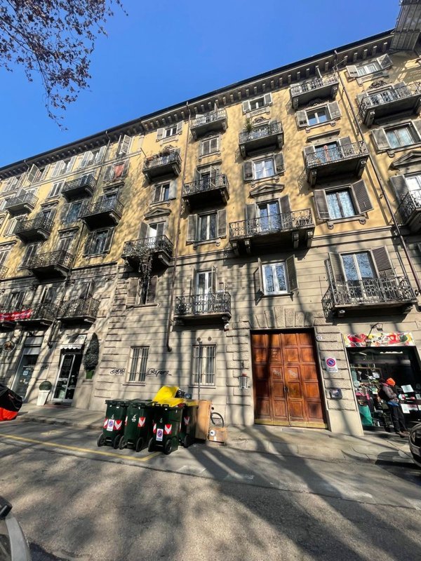 appartamento in vendita a Torino in zona Vanchiglia