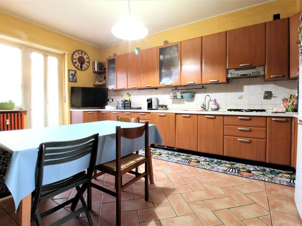 appartamento in vendita a Torino in zona Mirafiori Sud