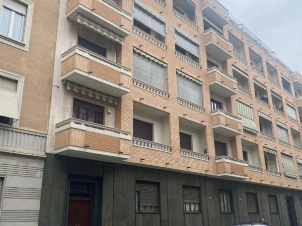 appartamento in vendita a Torino in zona Campidoglio