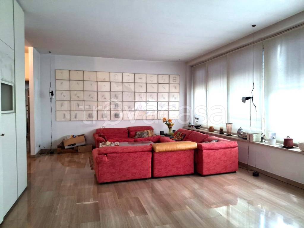 appartamento in vendita a Torino in zona Cit Turin